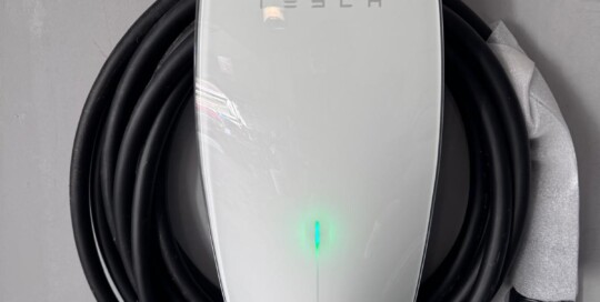 TESLA CHARGER